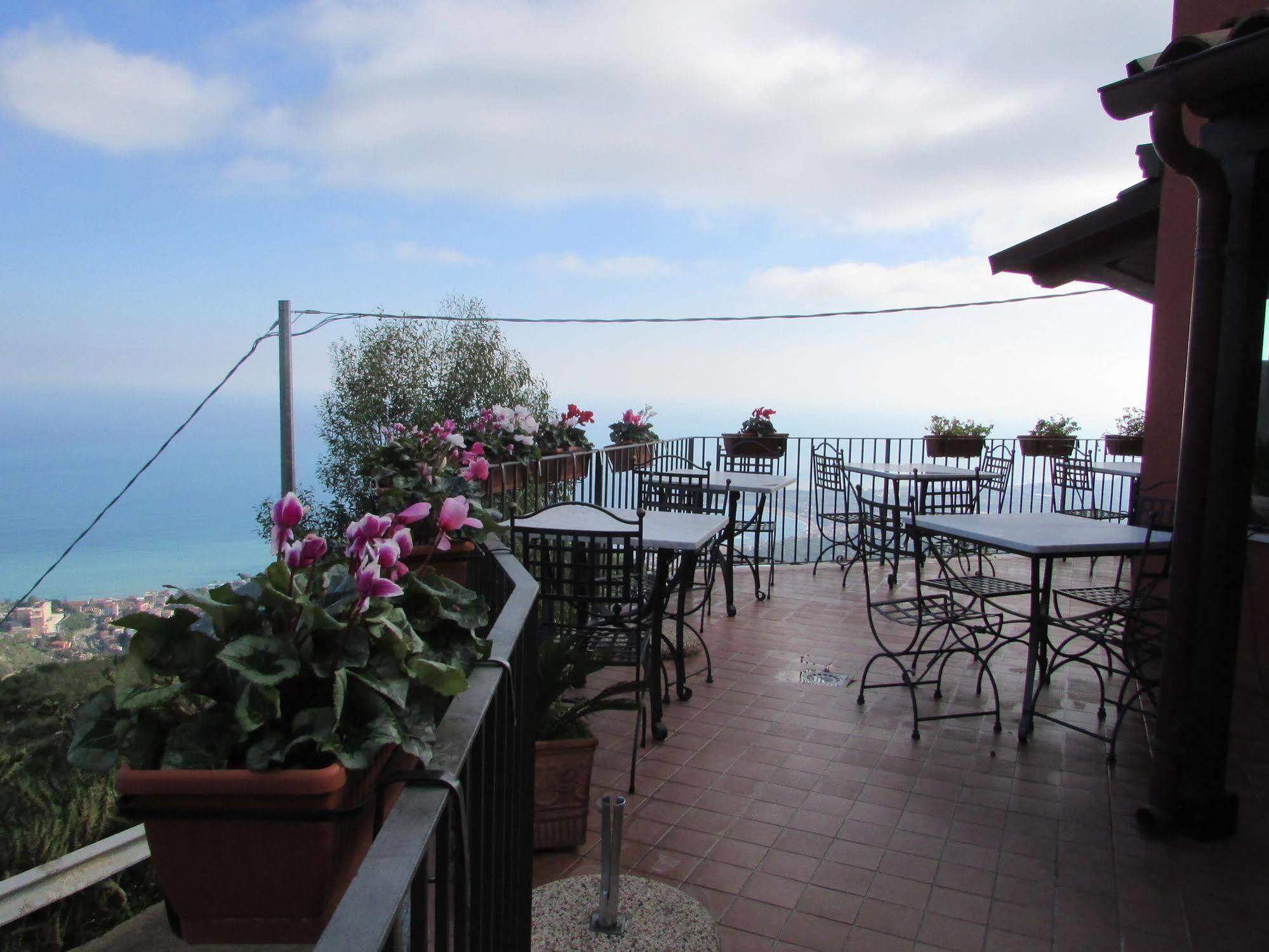 Il Casale Di Caterina Hotel Taormina Luaran gambar
