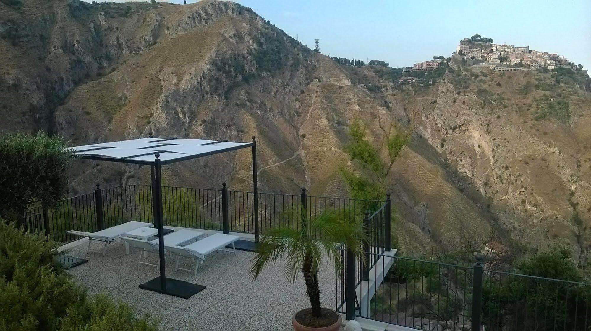 Il Casale Di Caterina Hotel Taormina Luaran gambar